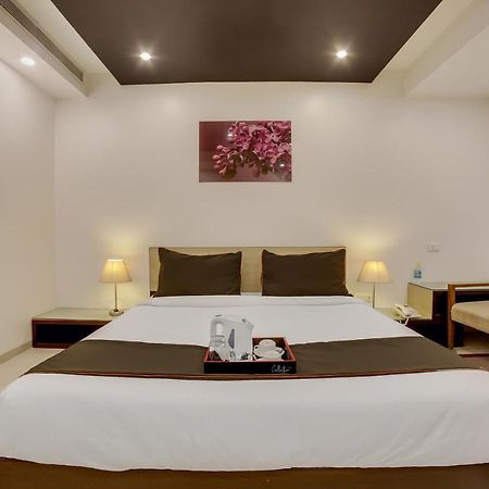 Hotel Townhouse Oak Safdarjung Neu-Delhi Exterior foto