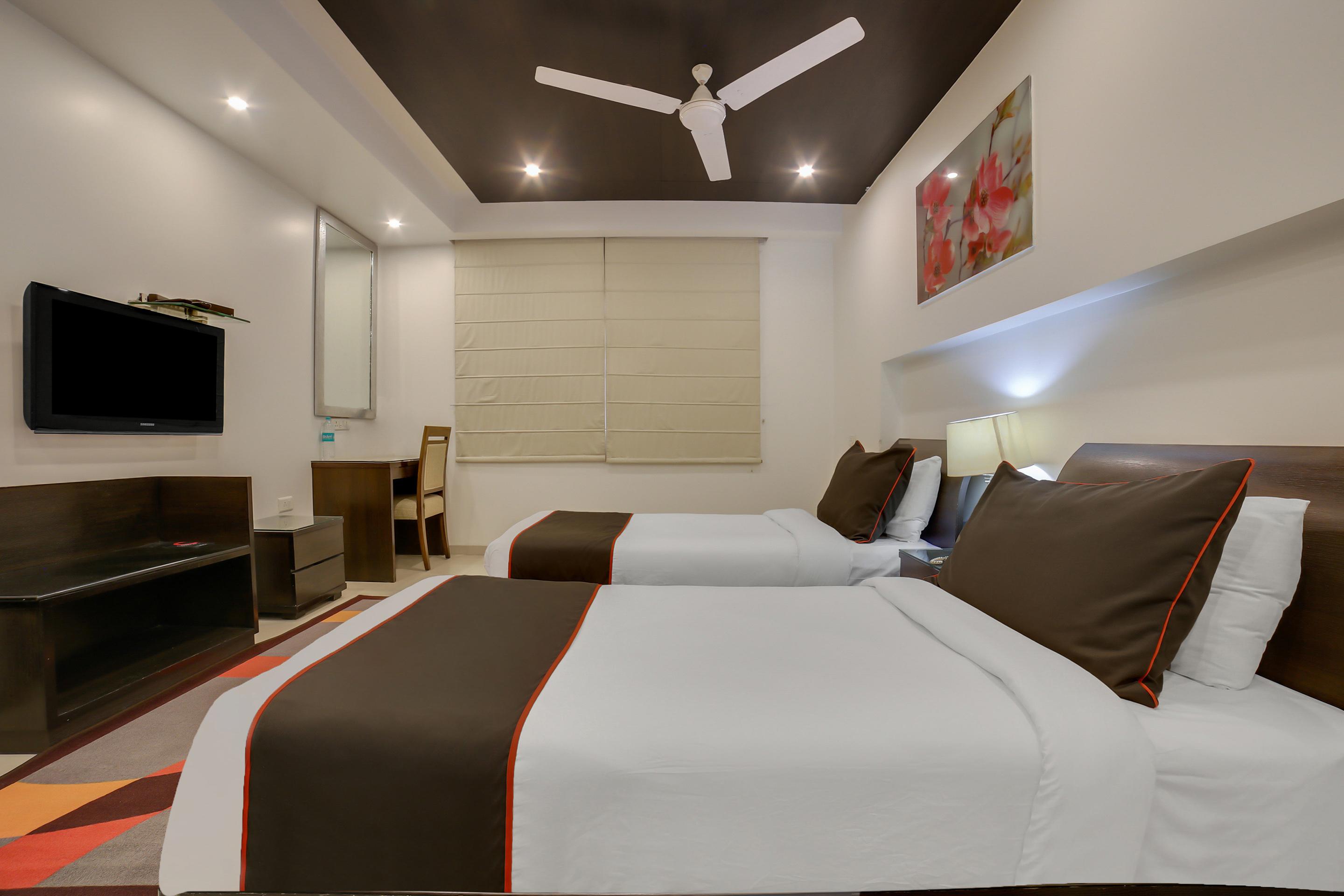 Hotel Townhouse Oak Safdarjung Neu-Delhi Exterior foto