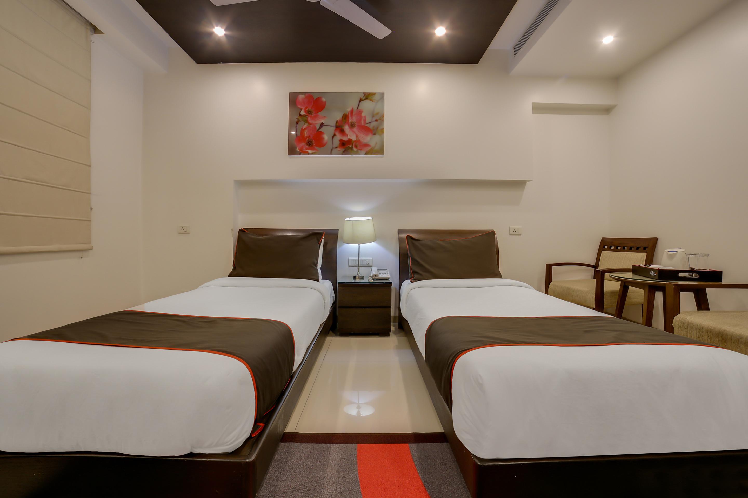 Hotel Townhouse Oak Safdarjung Neu-Delhi Exterior foto